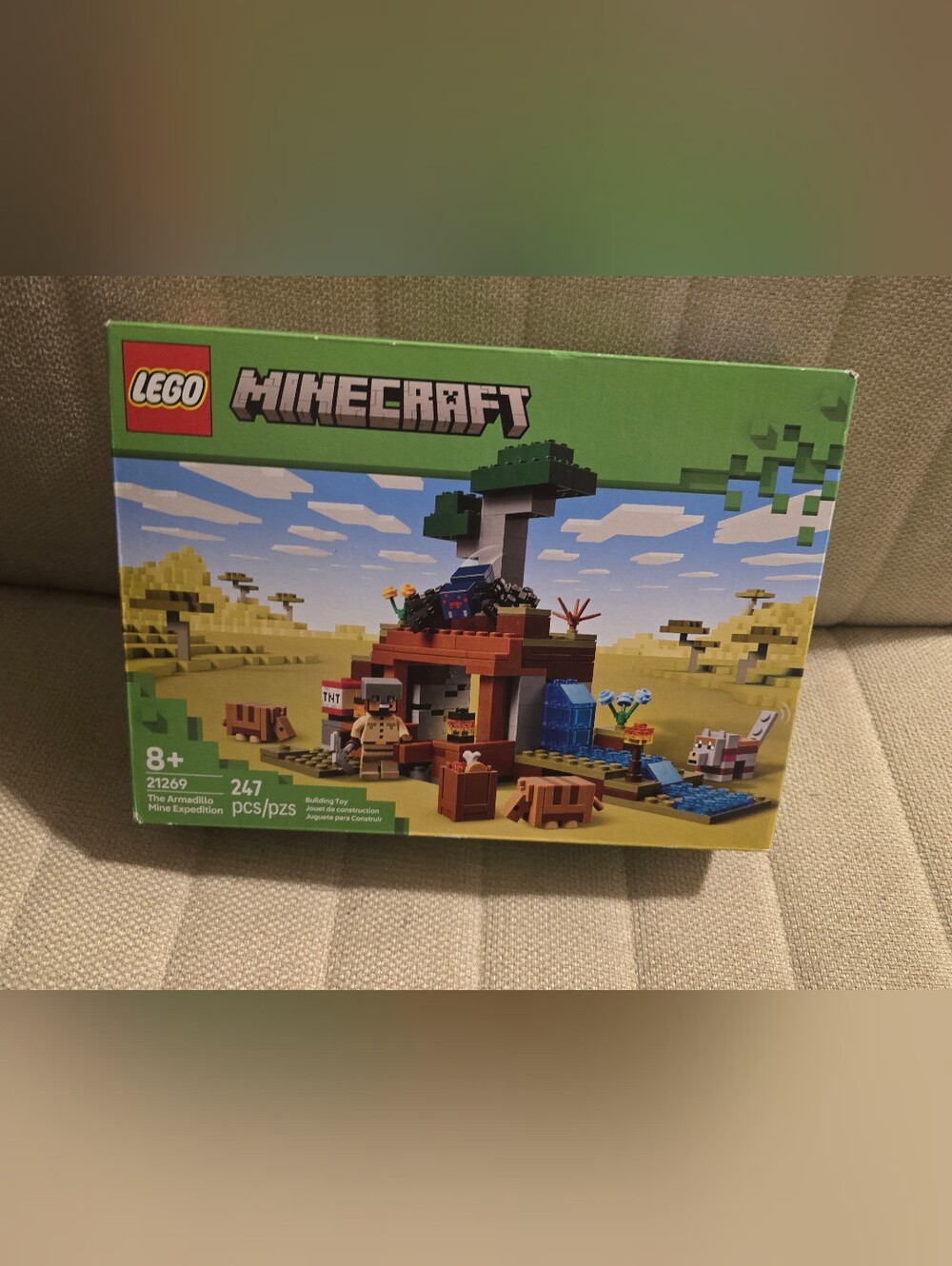LEGO Minecraft The Armadillo Mine Expedition 247 Pieces 21269 NEW